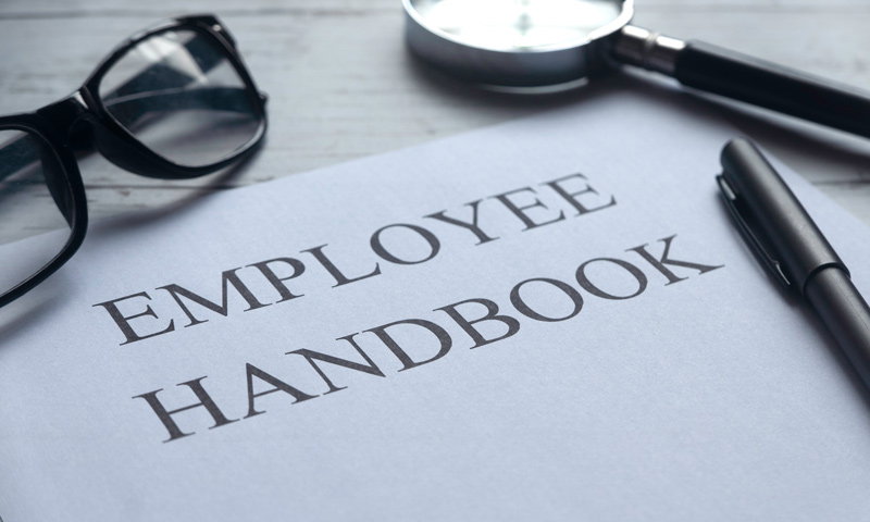Implementing-an-employee-handbook-blog Employee handbook